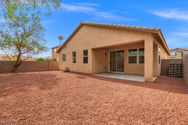 9618 Rolling Thunder Avenue, Las Vegas, NV 89148