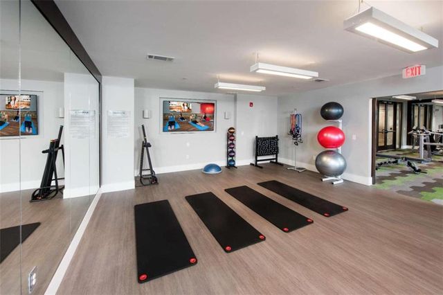 1490 W Ernest Barrett W Parkway 423, Kennesaw, GA 30152