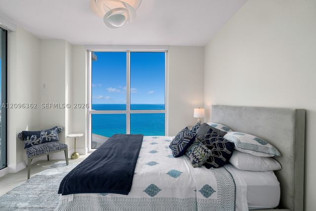 3801 Collins Ave 2006, Miami Beach, FL 33140