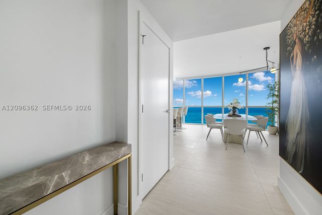3801 Collins Ave 2006, Miami Beach, FL 33140