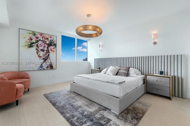3801 Collins Ave 2006, Miami Beach, FL 33140