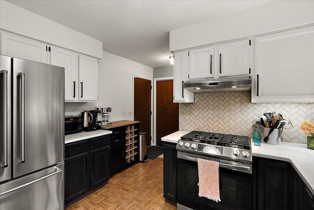 1944 Lenawee Road SE, Grand Rapids, MI 49506