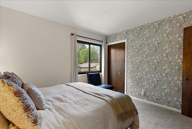 1944 Lenawee Road SE, Grand Rapids, MI 49506