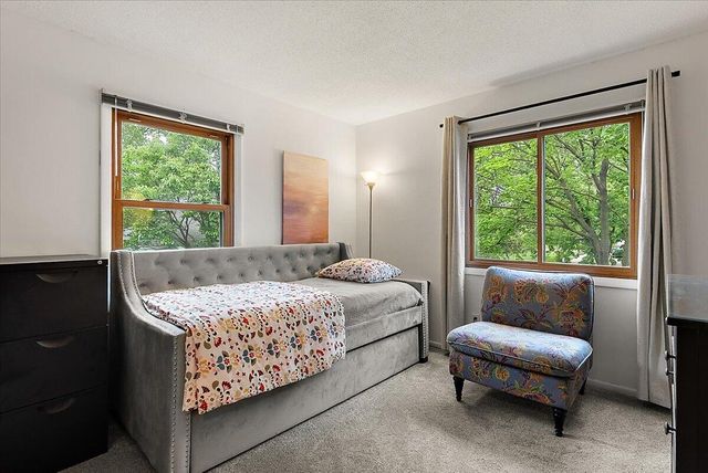 1944 Lenawee Road SE, Grand Rapids, MI 49506