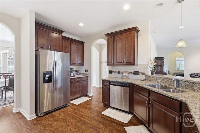 225 Willow Point Circle, Savannah, GA 31407