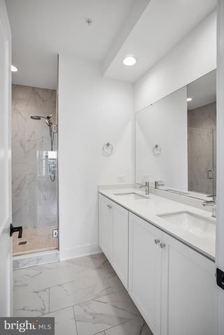 7332 BLADE DR, Falls Church, VA 22042