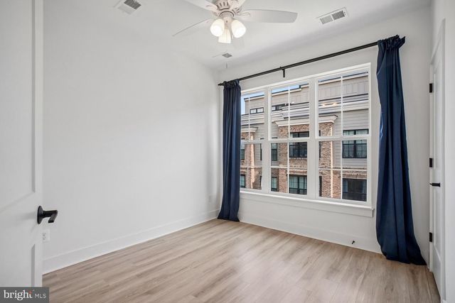 7332 BLADE DR, Falls Church, VA 22042