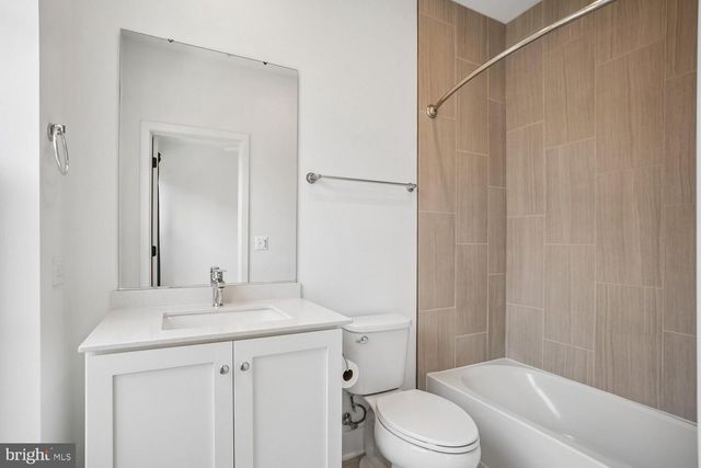 7332 BLADE DR, Falls Church, VA 22042