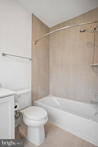 7332 BLADE DR, Falls Church, VA 22042