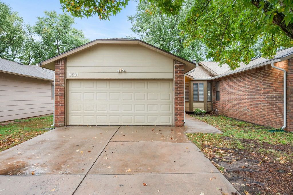 8531 W 15th Street, Wichita, KS 67212