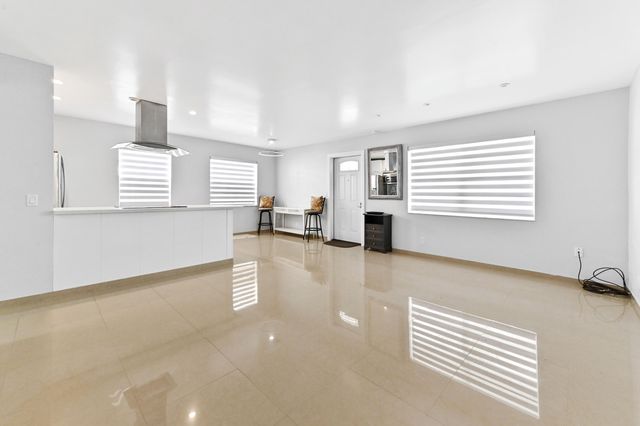 471 Capri J Drive, Delray Beach, FL 33484