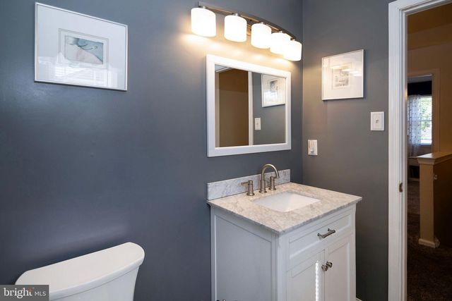 26 MULBERRY ST, Sicklerville, NJ 08081