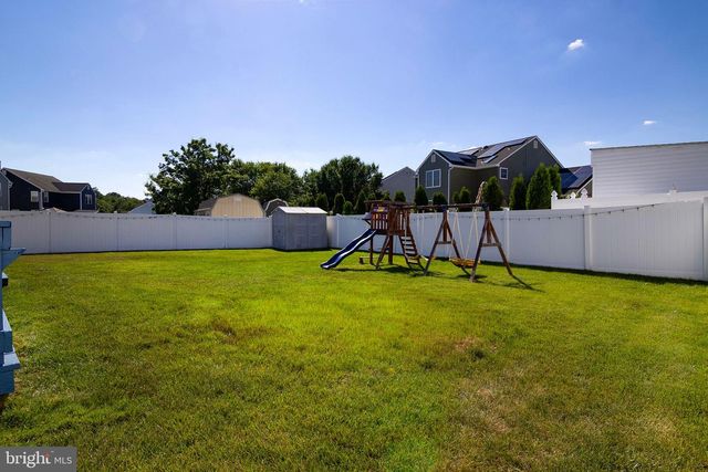 26 MULBERRY ST, Sicklerville, NJ 08081
