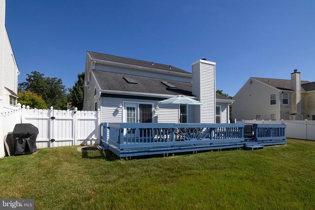26 MULBERRY ST, Sicklerville, NJ 08081