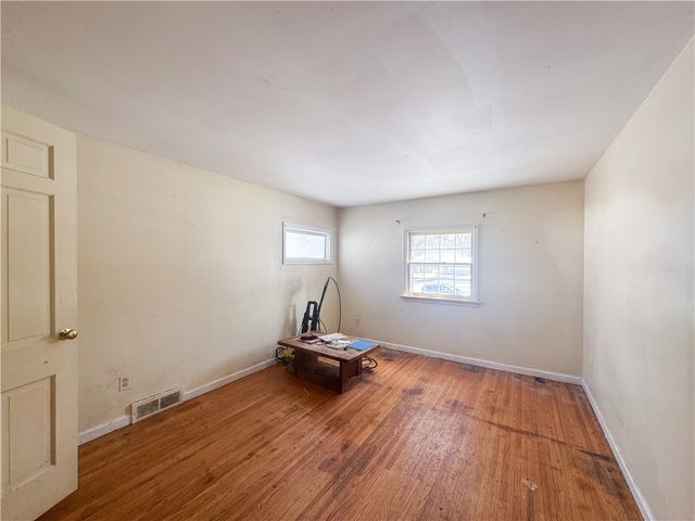 141 Ledgerock Lane, Brighton, NY 14618