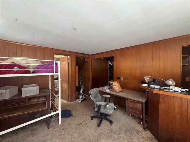 141 Ledgerock Lane, Brighton, NY 14618