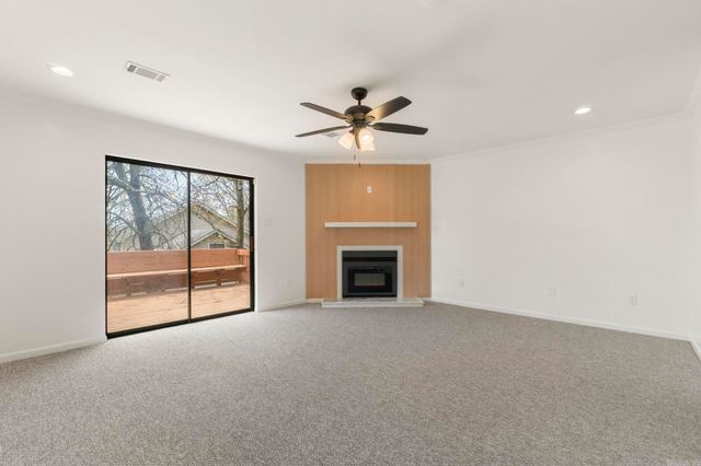 13721 Saint Charles Boulevard, Little Rock, AR 72211