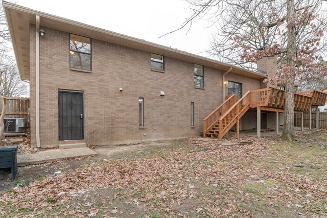 13721 Saint Charles Boulevard, Little Rock, AR 72211