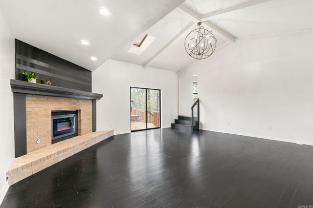 13721 Saint Charles Boulevard, Little Rock, AR 72211