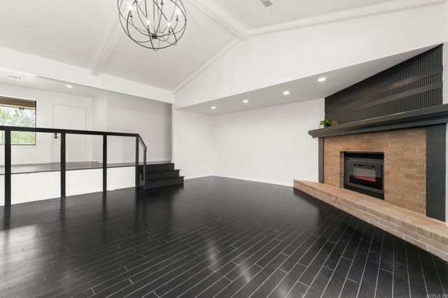 13721 Saint Charles Boulevard, Little Rock, AR 72211