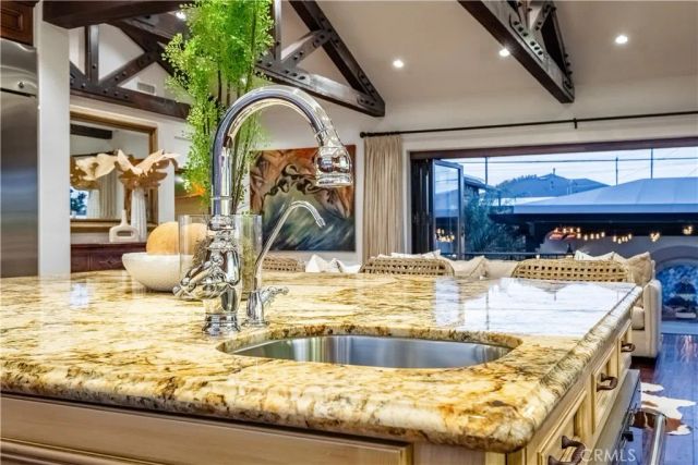 1029 E Acacia, El Segundo, CA 90245