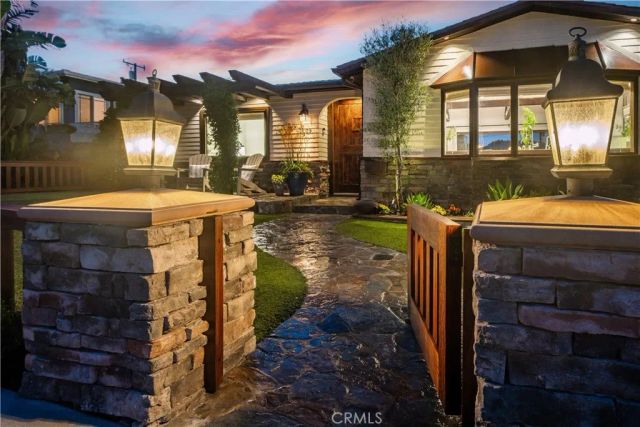 1029 E Acacia, El Segundo, CA 90245