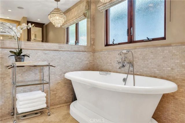 1029 E Acacia, El Segundo, CA 90245