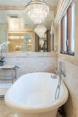 1029 E Acacia, El Segundo, CA 90245