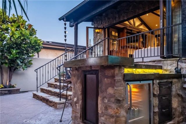 1029 E Acacia, El Segundo, CA 90245