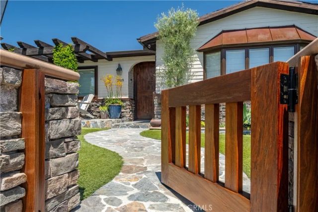 1029 E Acacia, El Segundo, CA 90245