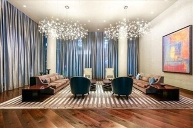 1 Franklin 5105, Boston, MA 02110