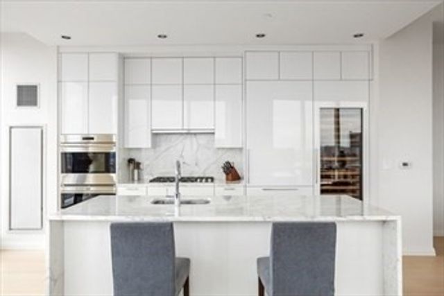 1 Franklin 5105, Boston, MA 02110