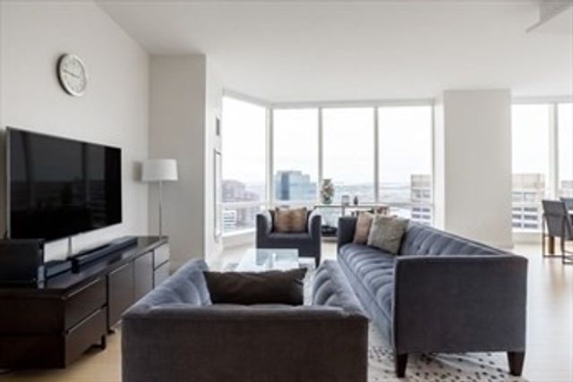 1 Franklin 5105, Boston, MA 02110