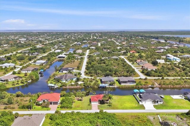 10402 WINNIPEG STREET, Port Charlotte, FL 33981