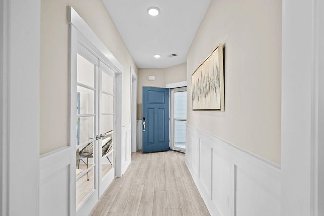 1026 Eugenio St., Myrtle Beach, SC 29577