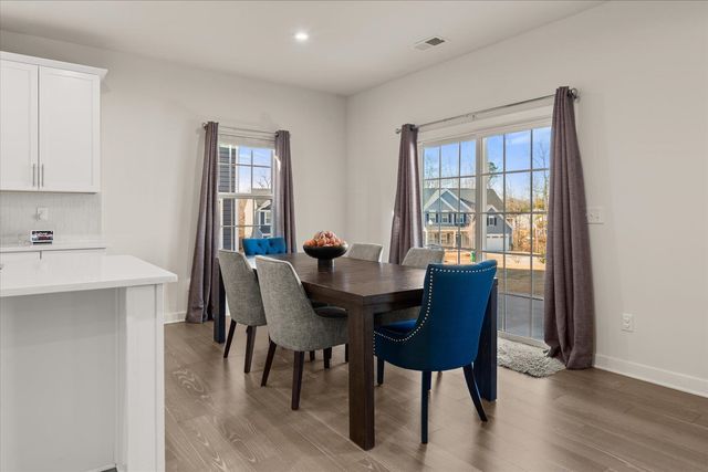 1668 Burtonwood Drive, Moore, SC 29639