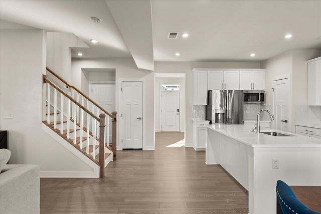 1668 Burtonwood Drive, Moore, SC 29639