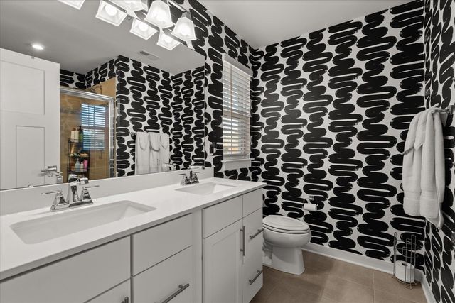 1668 Burtonwood Drive, Moore, SC 29639