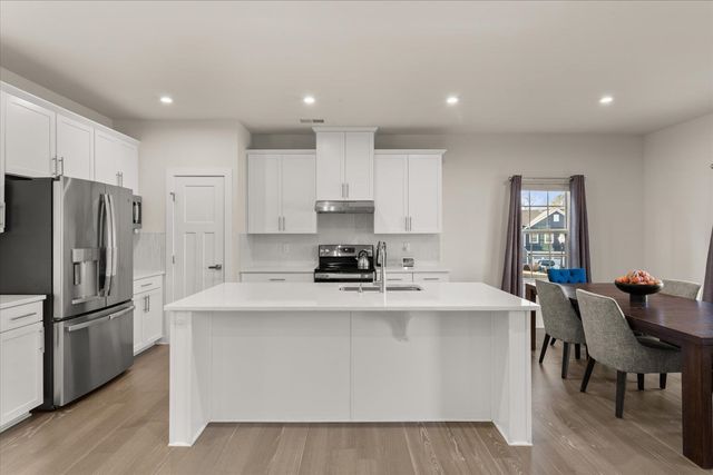 1668 Burtonwood Drive, Moore, SC 29639