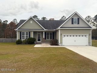 107 Neptune Court, Havelock, NC 28532