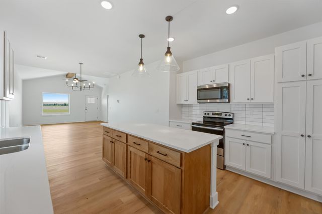 12008 W Arvada Blvd, Maize, KS 67223