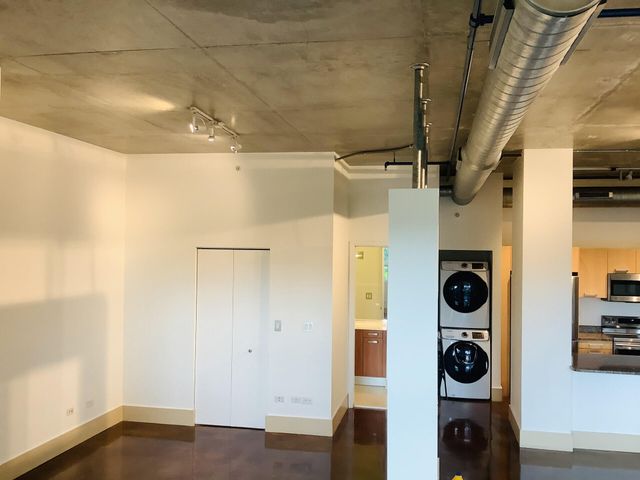 313 NE 2ND Street 305, Fort Lauderdale, FL 33301