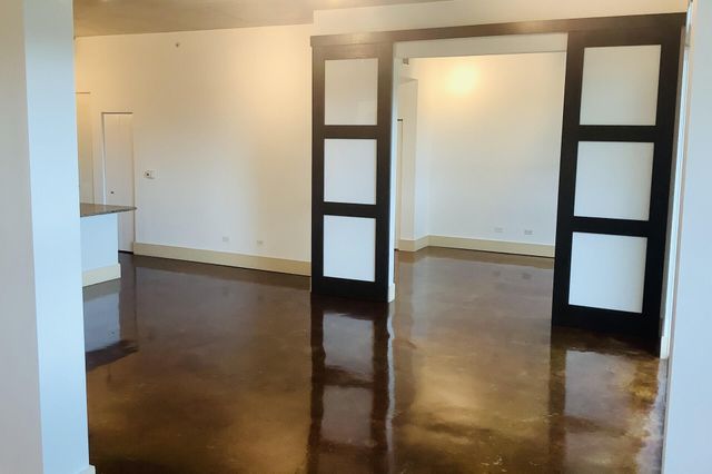 313 NE 2ND Street 305, Fort Lauderdale, FL 33301