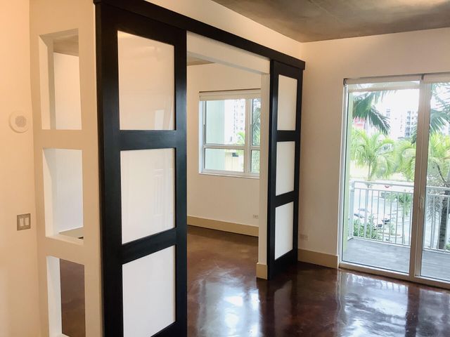 313 NE 2ND Street 305, Fort Lauderdale, FL 33301