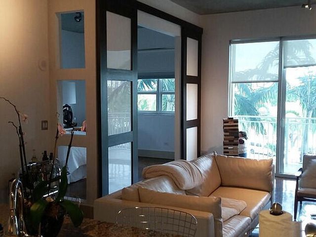 313 NE 2ND Street 305, Fort Lauderdale, FL 33301