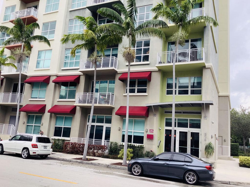 313 NE 2ND Street 305, Fort Lauderdale, FL 33301