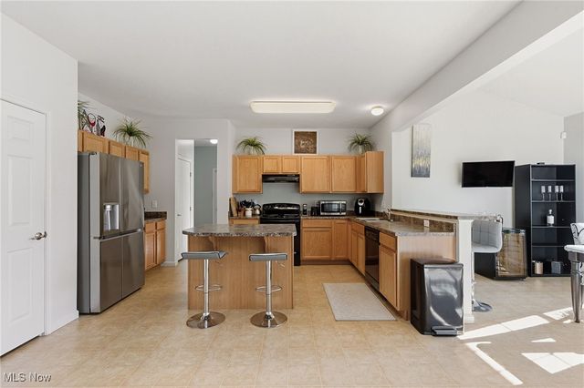 26339 Bluebird Cove, Oakwood, OH 44146