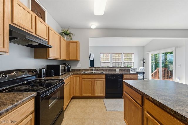 26339 Bluebird Cove, Oakwood, OH 44146