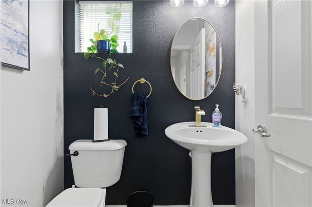 26339 Bluebird Cove, Oakwood, OH 44146