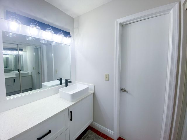 5884 Morningstar Circle 306, Delray Beach, FL 33484
